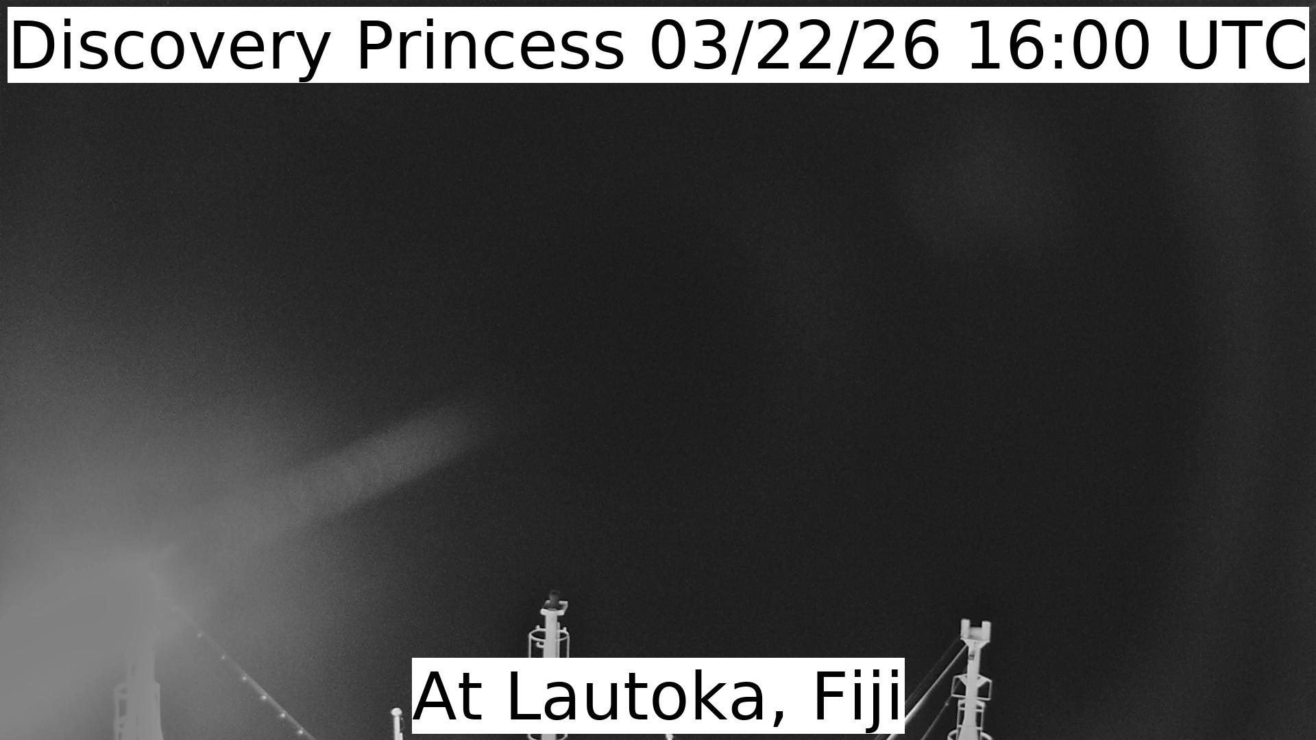 A live picture from the bridge of the Discovery Princess