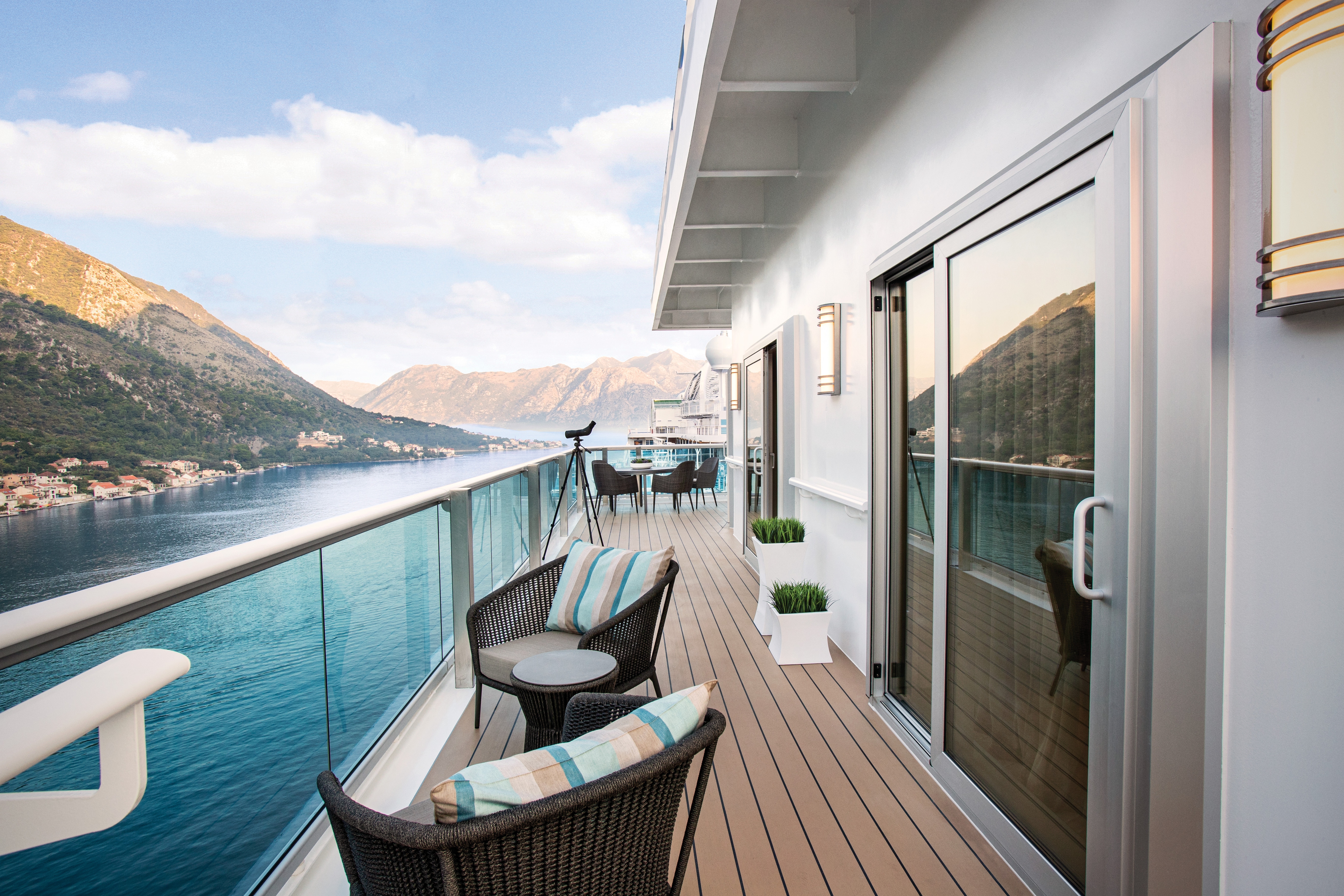 Enjoy spectacular views from your wrap-around balcony on Sky Princess®.